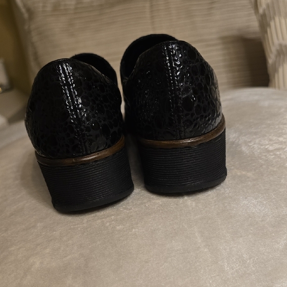 Rieker Black Loafers with Textured Finish - Picture 4 of 11